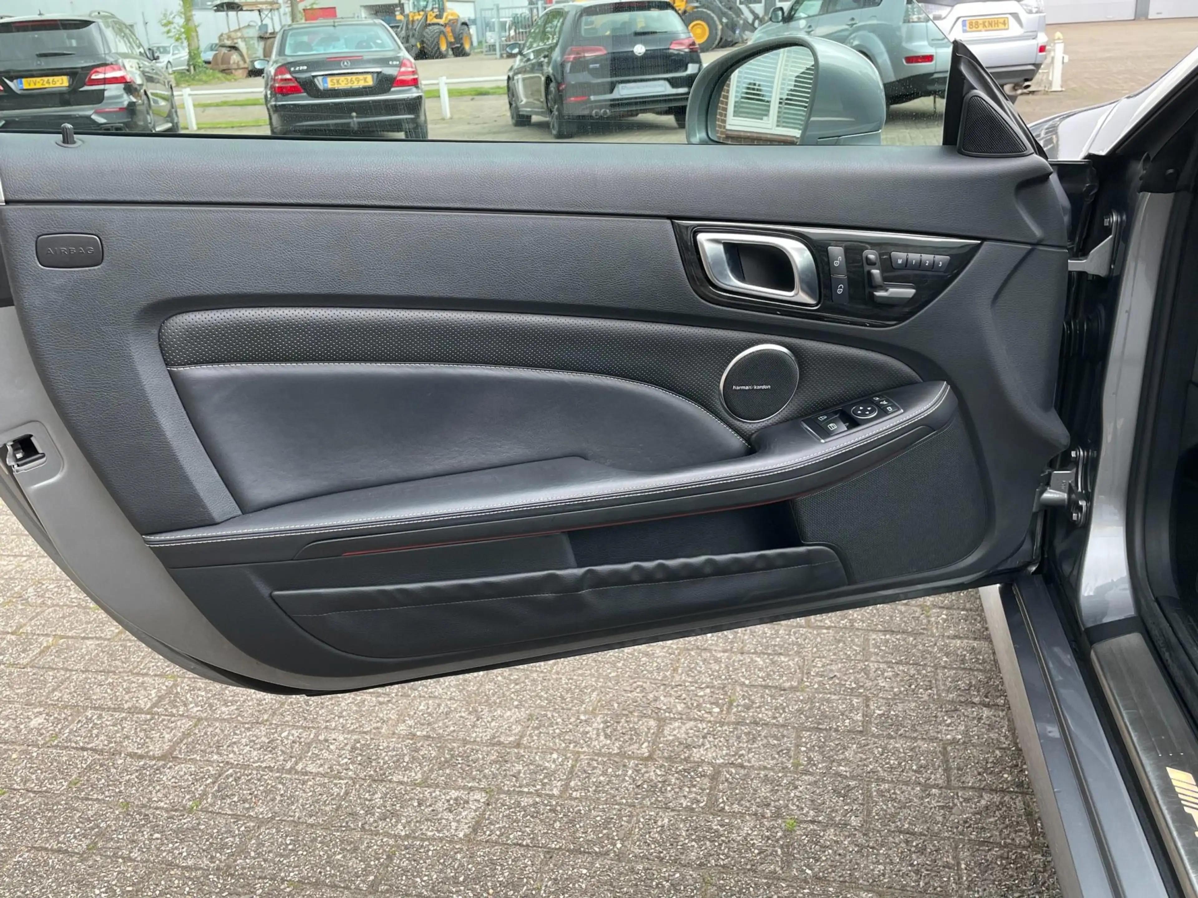 Mercedes-Benz SLK 55 AMG MAGIC SKY / NAPPA / ILS / HARMAN — photo 27