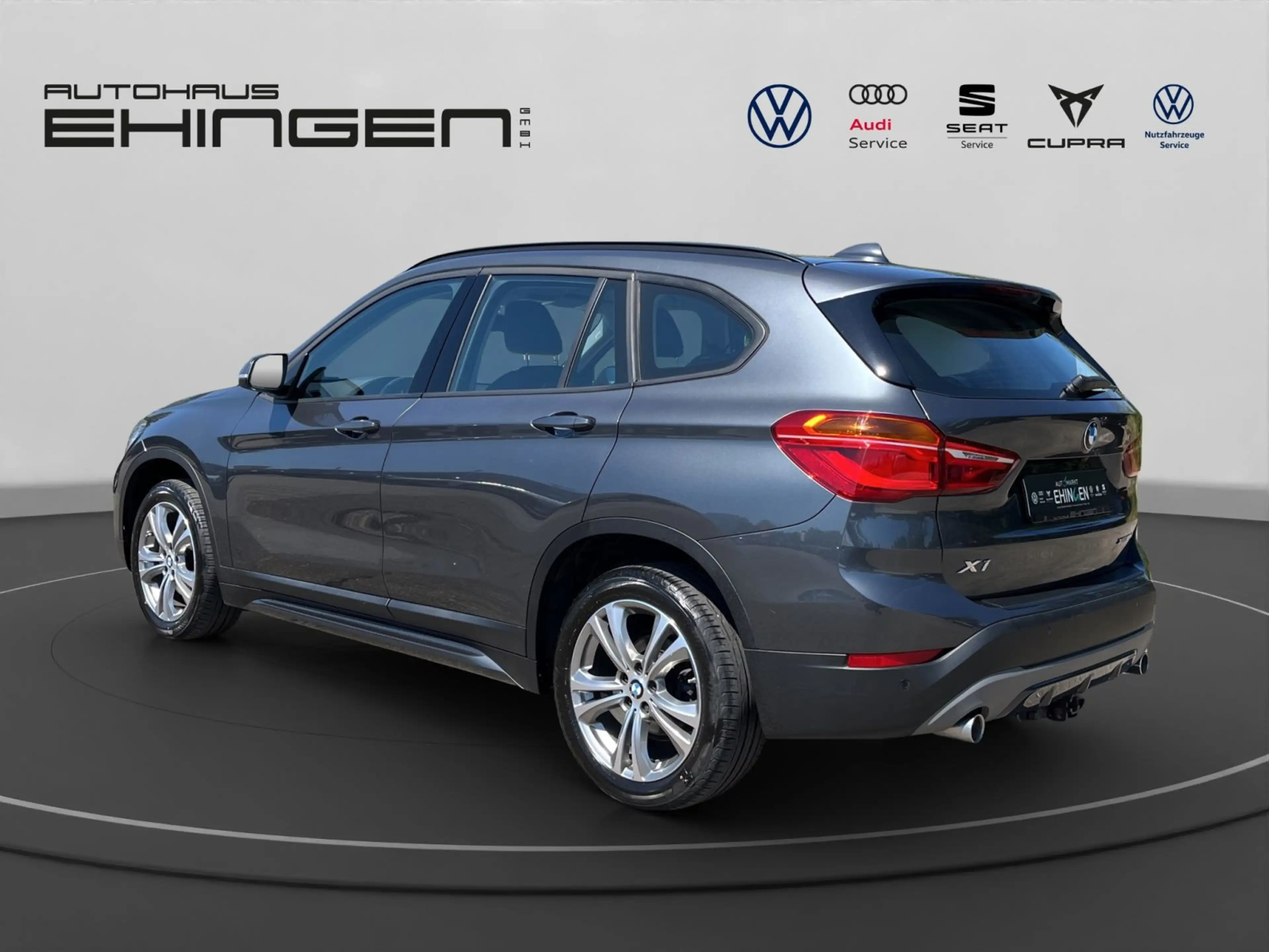BMW X1 xDrive 18d Sport Line AHK+Navi+LED+Kamera — photo 9