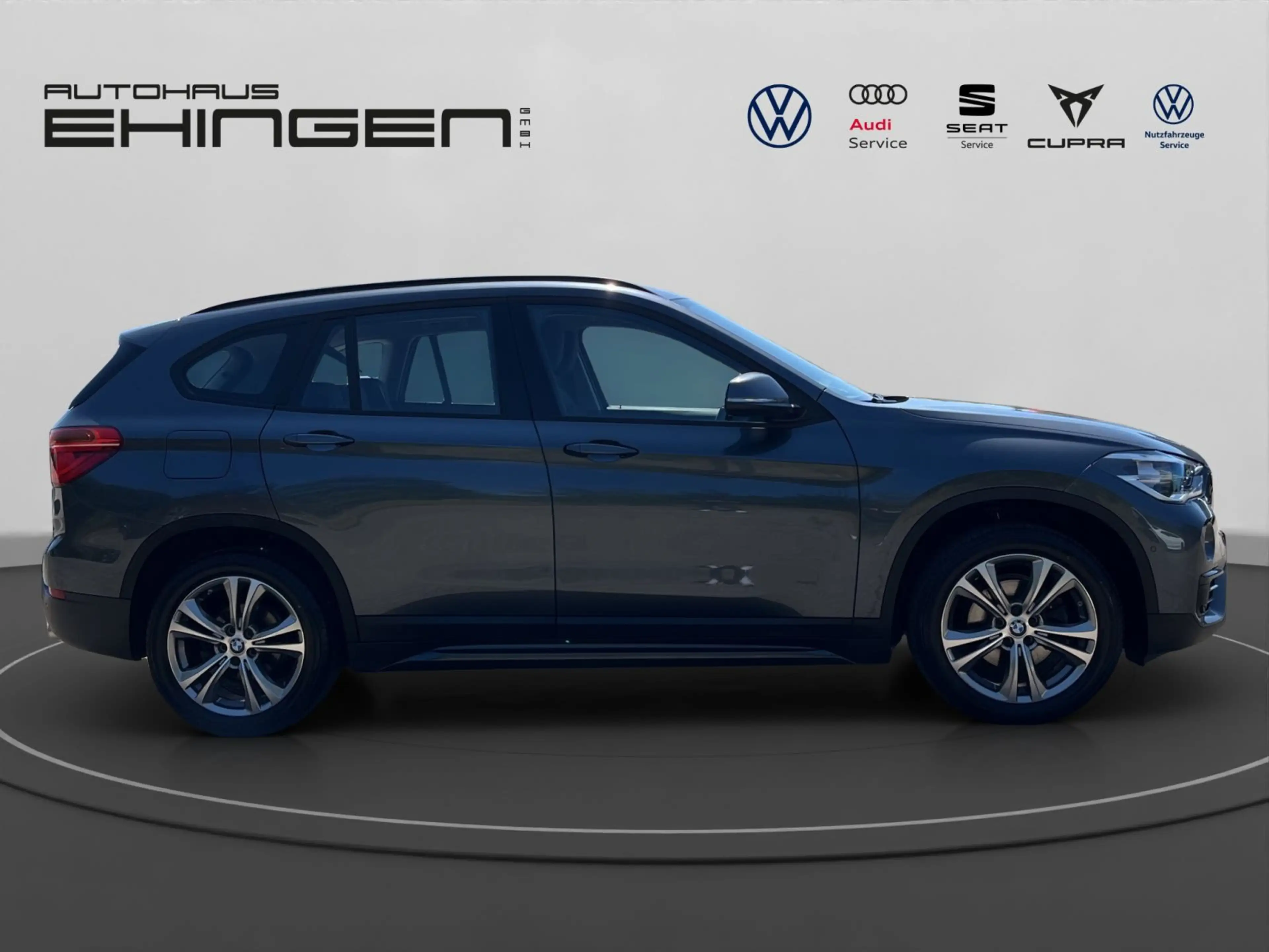 BMW X1 xDrive 18d Sport Line AHK+Navi+LED+Kamera — photo 5