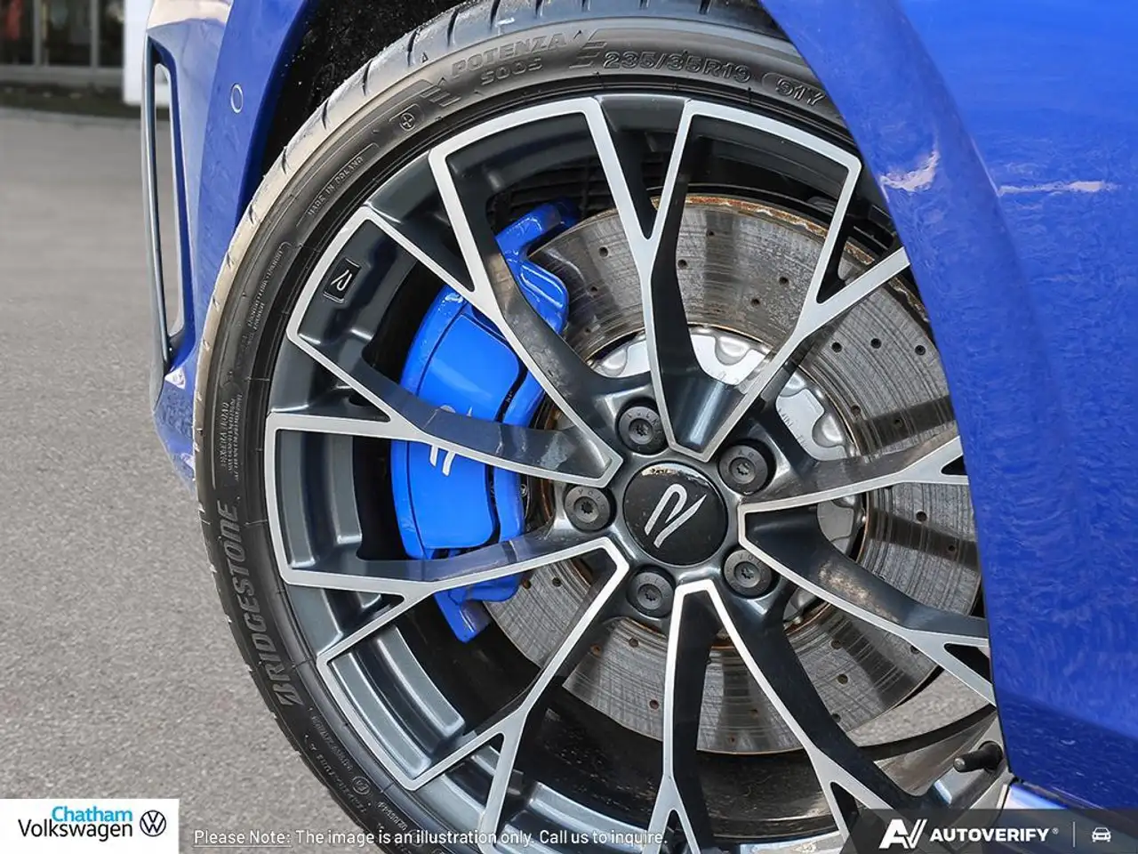 Volkswagen Golf R снимка Volkswagen Golf R