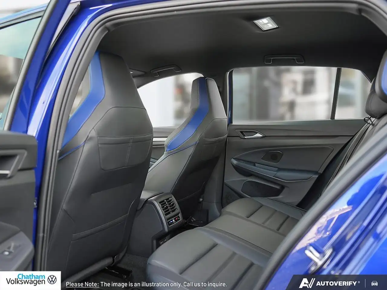 Volkswagen Golf R снимка Volkswagen Golf R