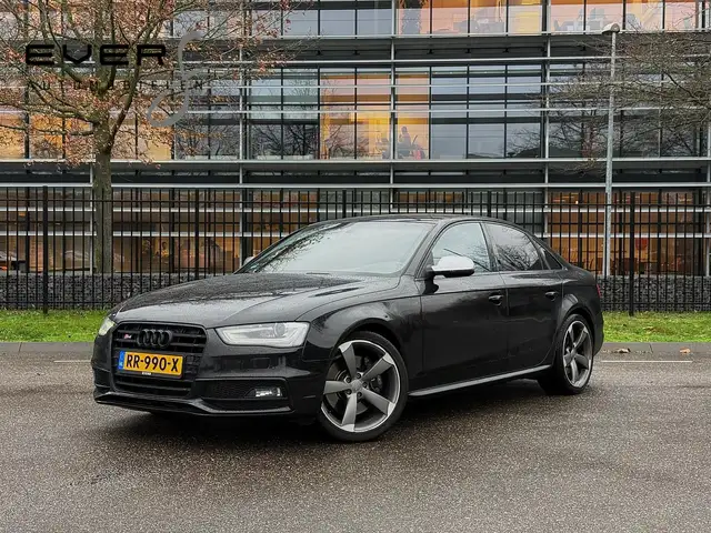 Audi S4 Limousine 3.0 TFSI, 333PK, Quattro, Sport/Stoelen,