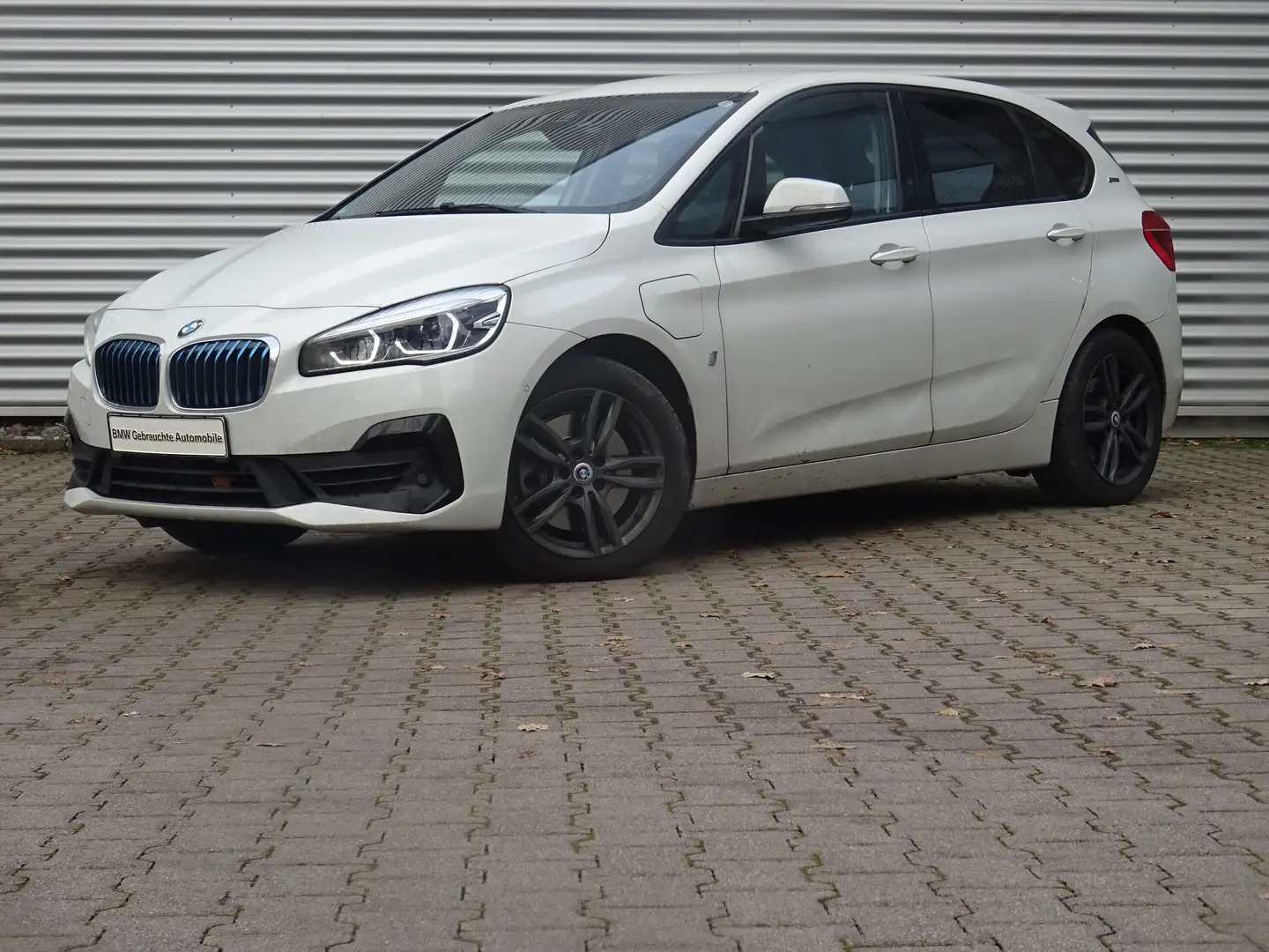 BMW 225 xe Active Tourer Advantage LED Navi ACC SH Weiß - 1