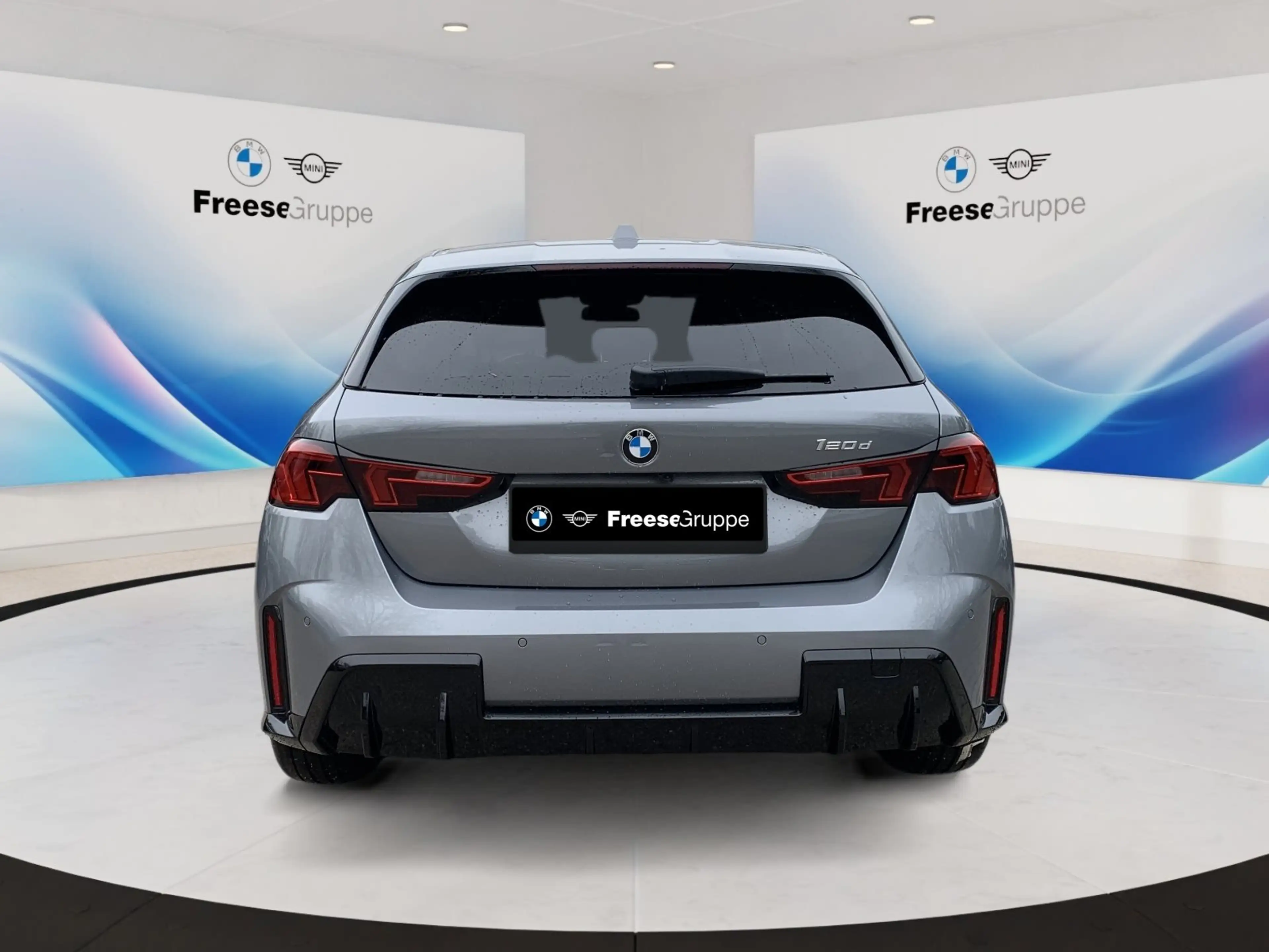 BMW 120 d HEAD-UP RFK SPORTSITZE LED SHZ TEMPOMAT DAB — photo 5