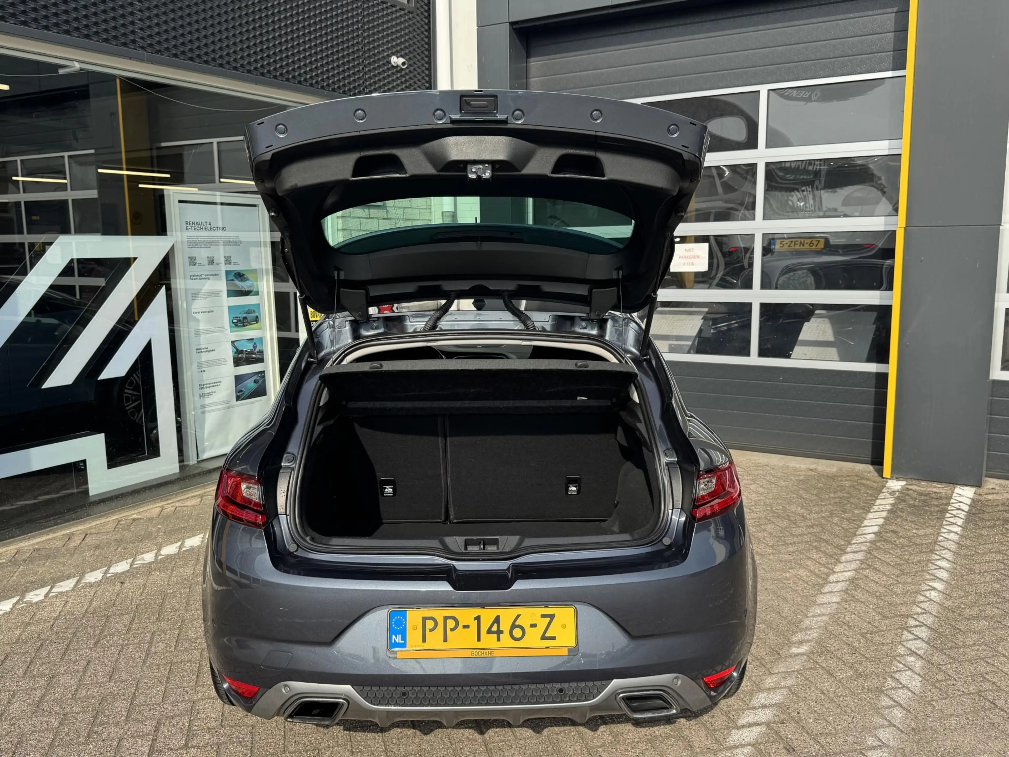 Renault Megane 1.6 TCe GT | NAP | Alcantara | Bose Audio | Heads- — photo 8