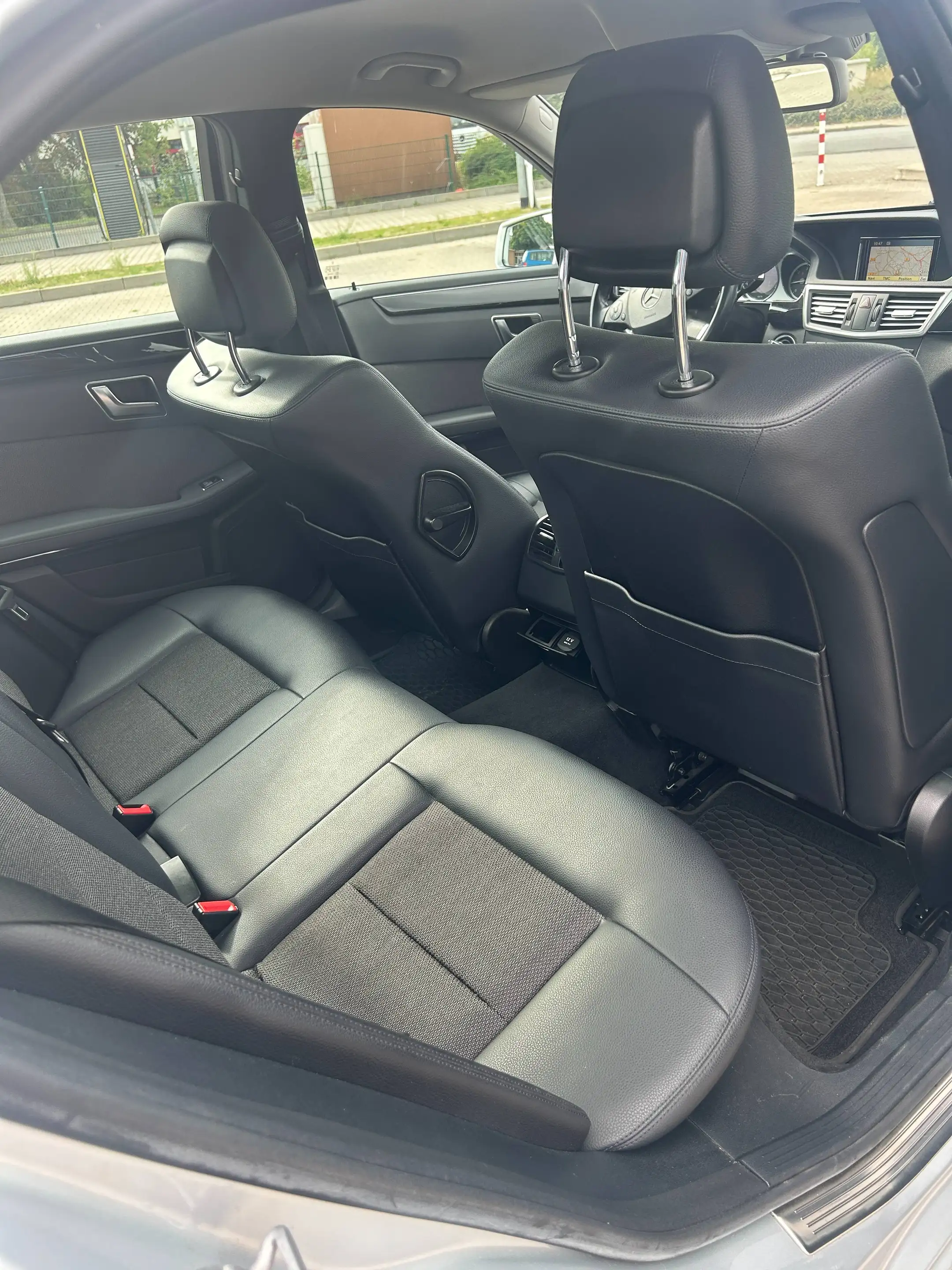Mercedes-Benz E 200 E 200 CDI BlueEfficiency (212.005) — photo 9