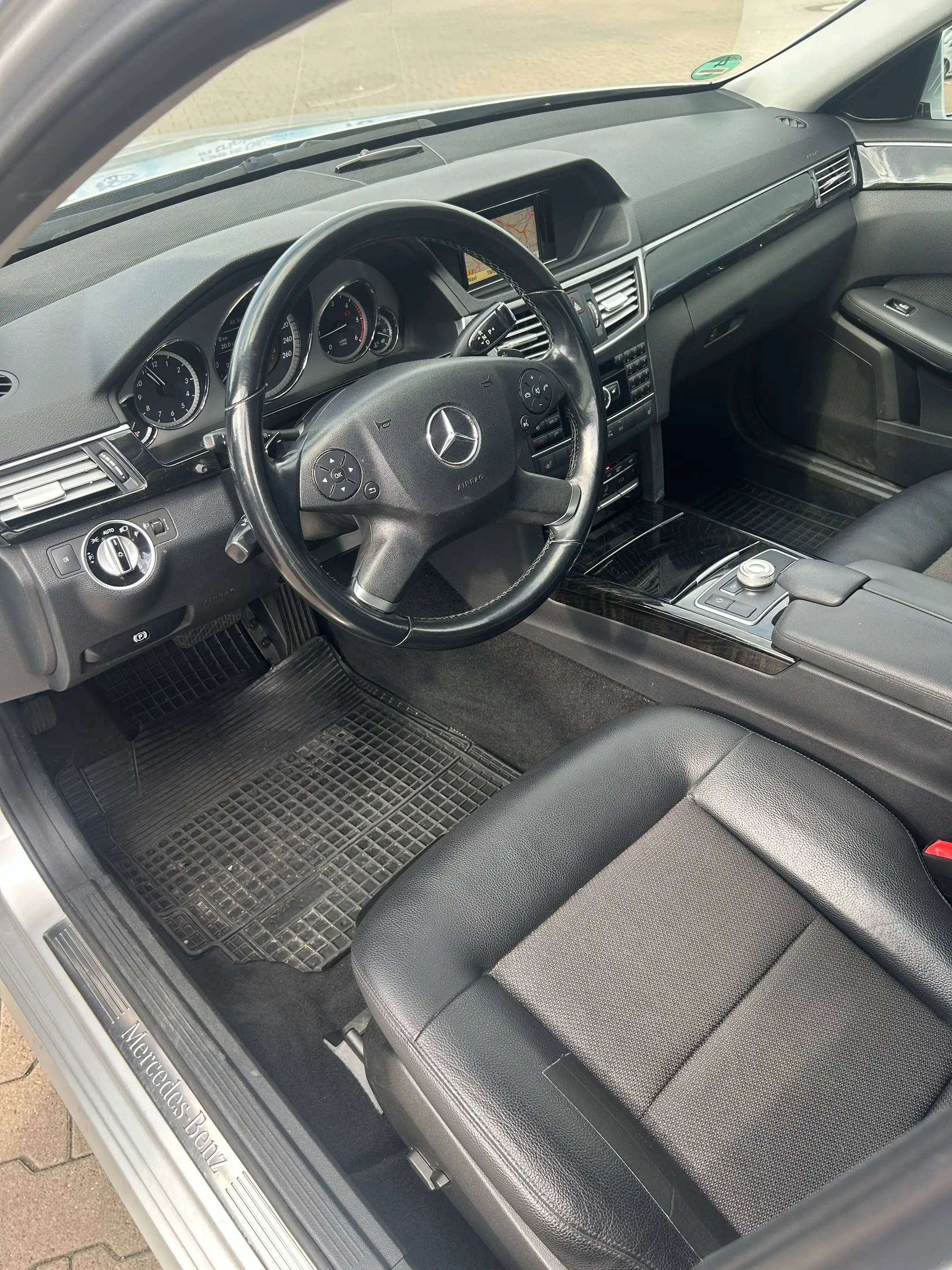 Mercedes-Benz E 200 E 200 CDI BlueEfficiency (212.005) — photo 8