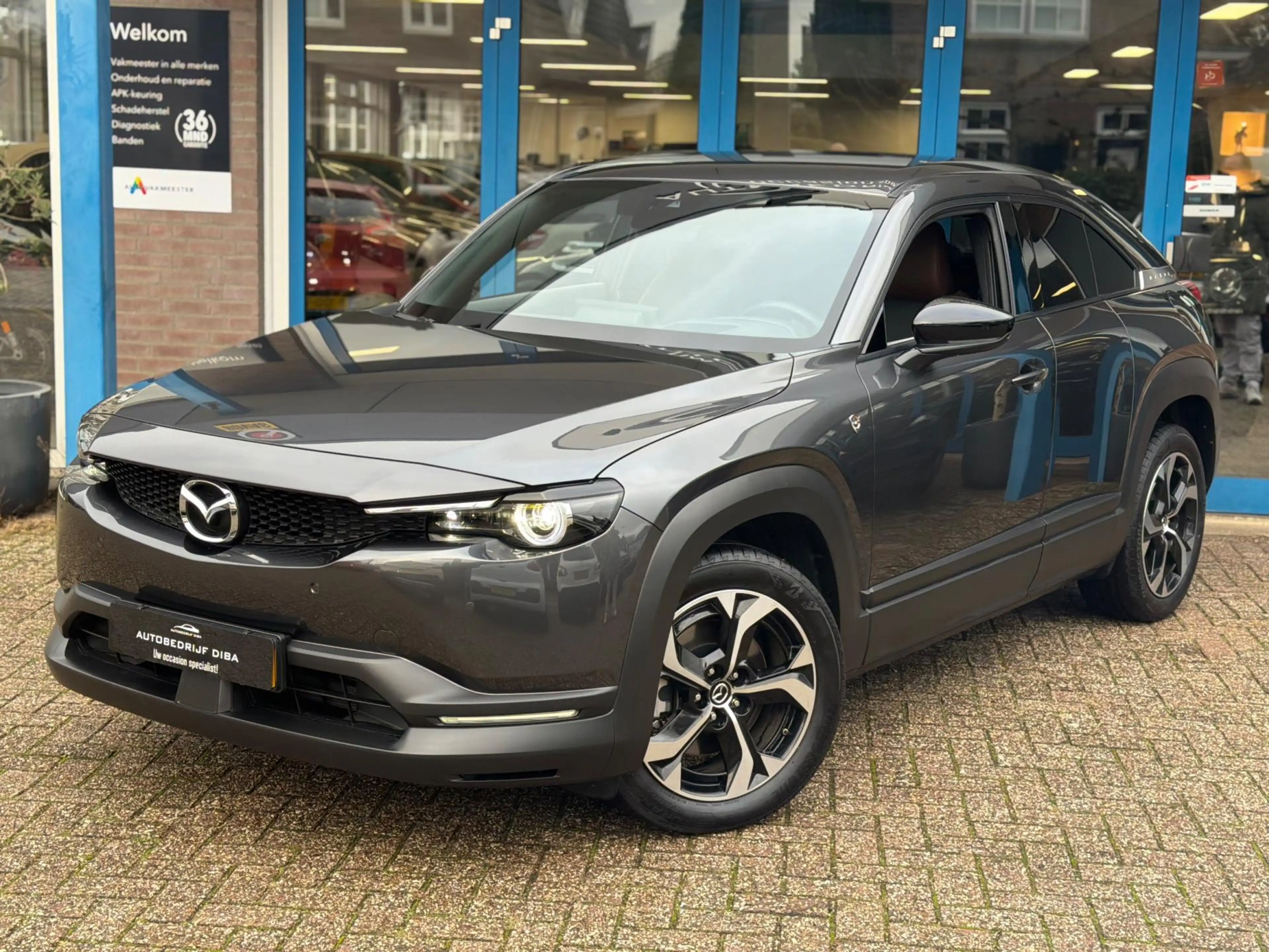 Mazda MX-30 E-SkyActiv R-EV 170 Advantage 2025 AUT NAVI NAP — photo 2