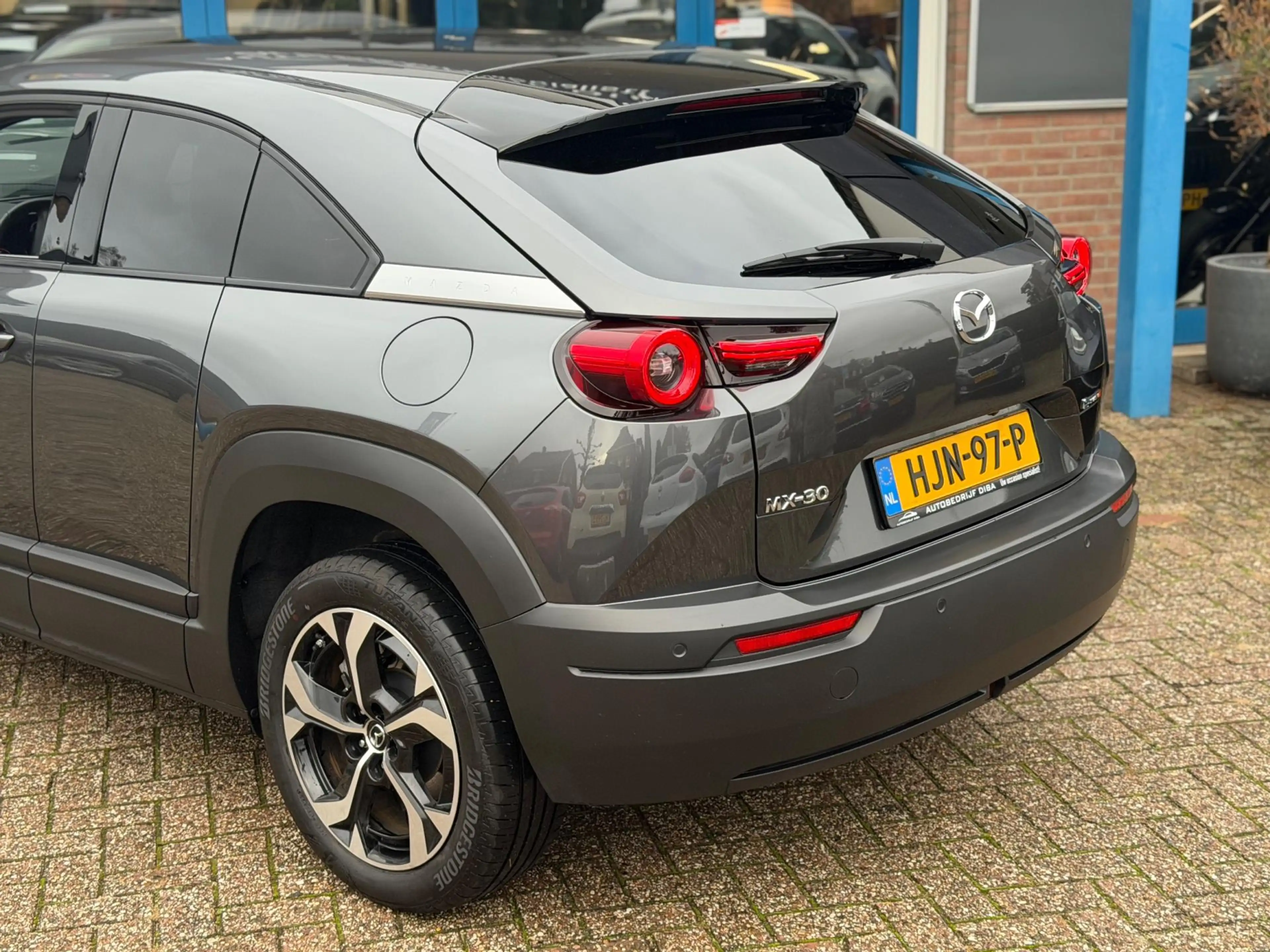 Mazda MX-30 E-SkyActiv R-EV 170 Advantage 2025 AUT NAVI NAP — photo 4