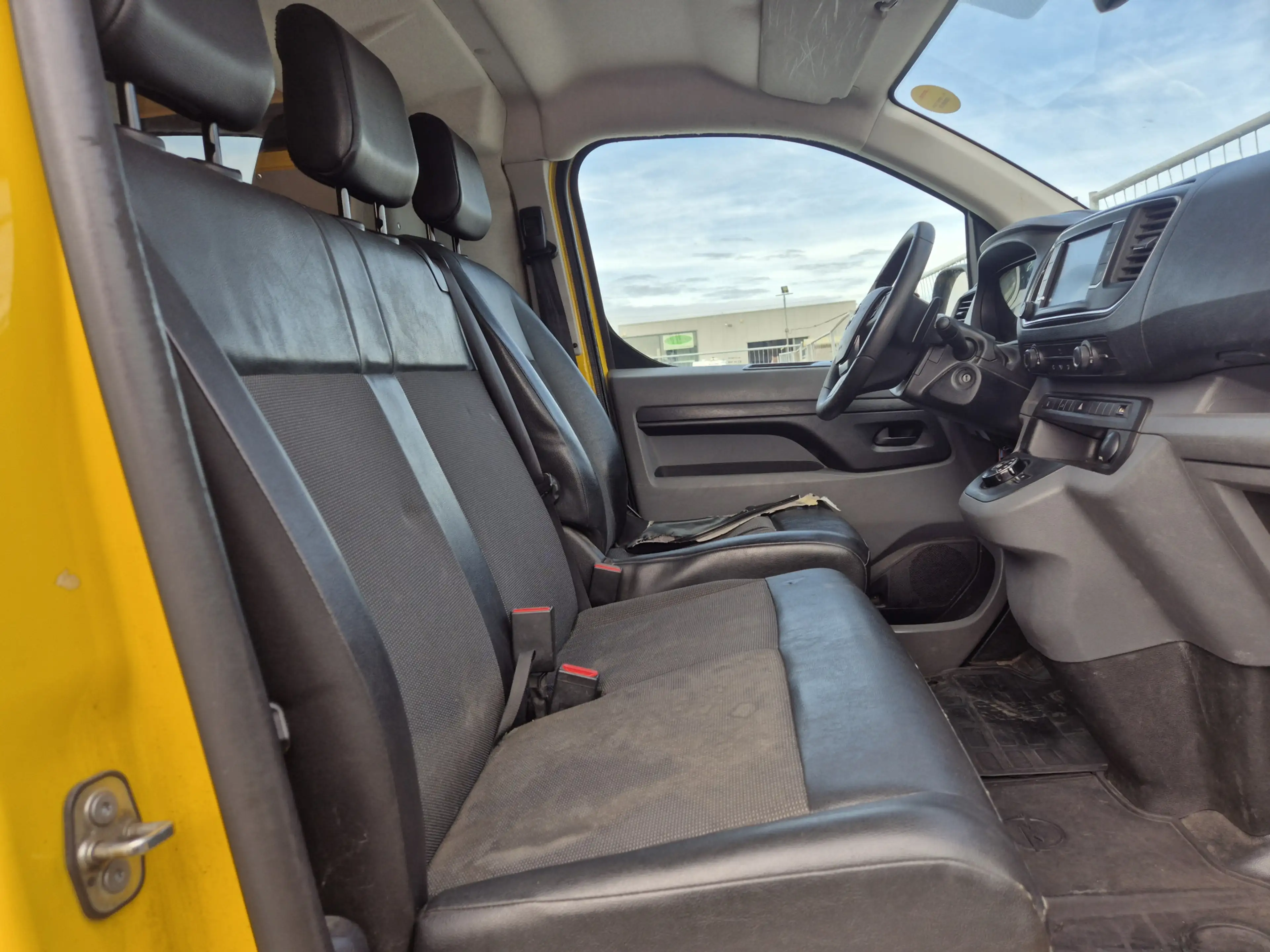 Opel Vivaro 2.0 CDTI automaat8 motor defect L3H1 Edition 85.00 — photo 9