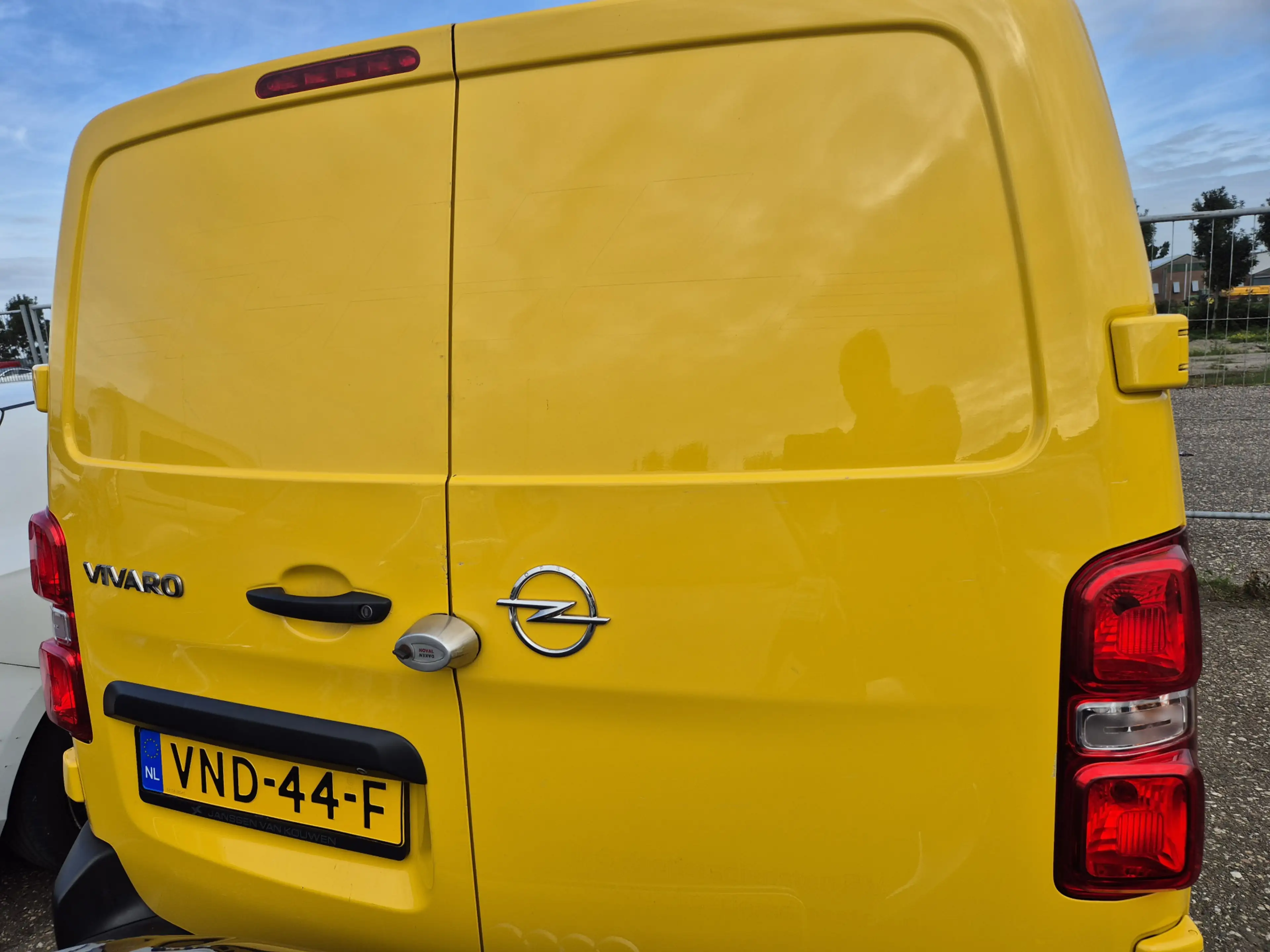 Opel Vivaro 2.0 CDTI automaat8 motor defect L3H1 Edition 85.00 — photo 3