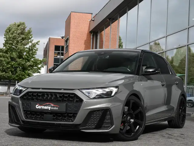 Audi A1 Sportback 40TFSI 200PK Edition #1 Black optic M-LE