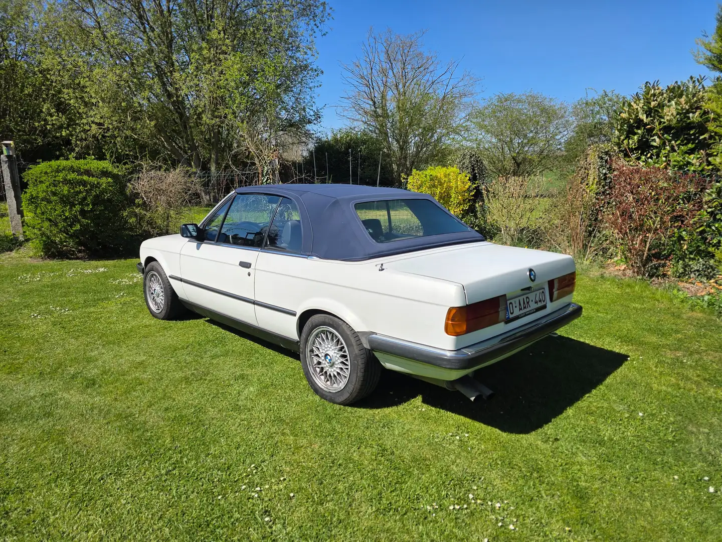 BMW 325 Cabriolet Blanc - 1