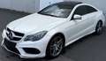 Mercedes-Benz E 200 Weiß - thumbnail 2