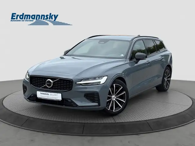 Volvo V60 T6 Plus Dark Plug In Hybrid AWD/Navi/Standhz