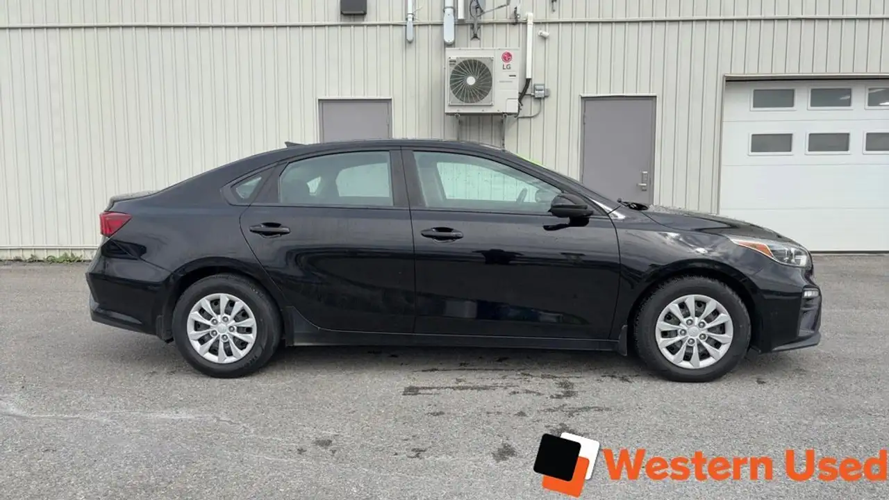Kia Forte снимка Kia Forte