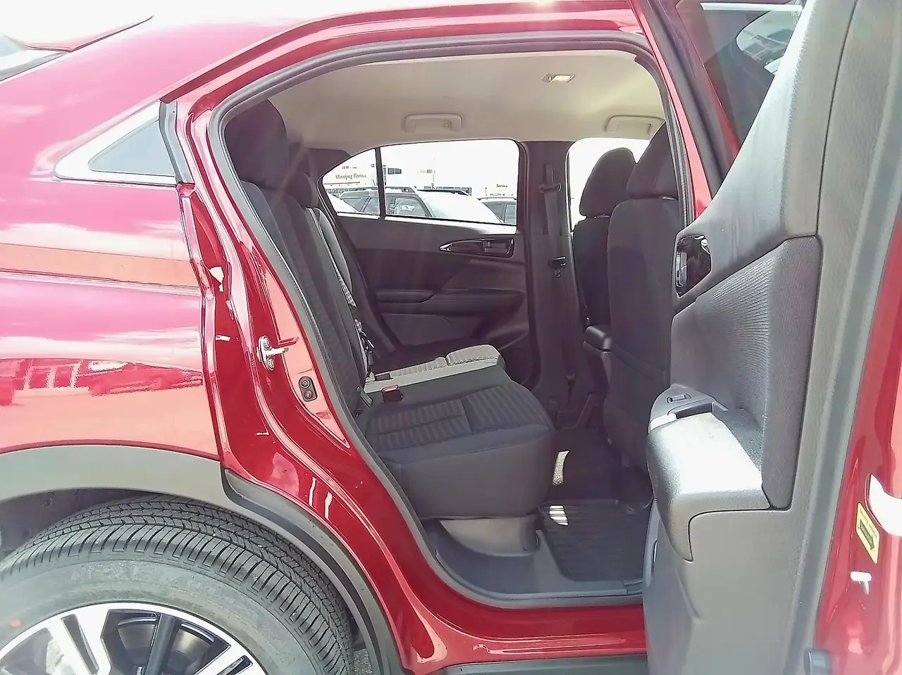 Mitsubishi Eclipse Cross снимка Mitsubishi Eclipse Cross