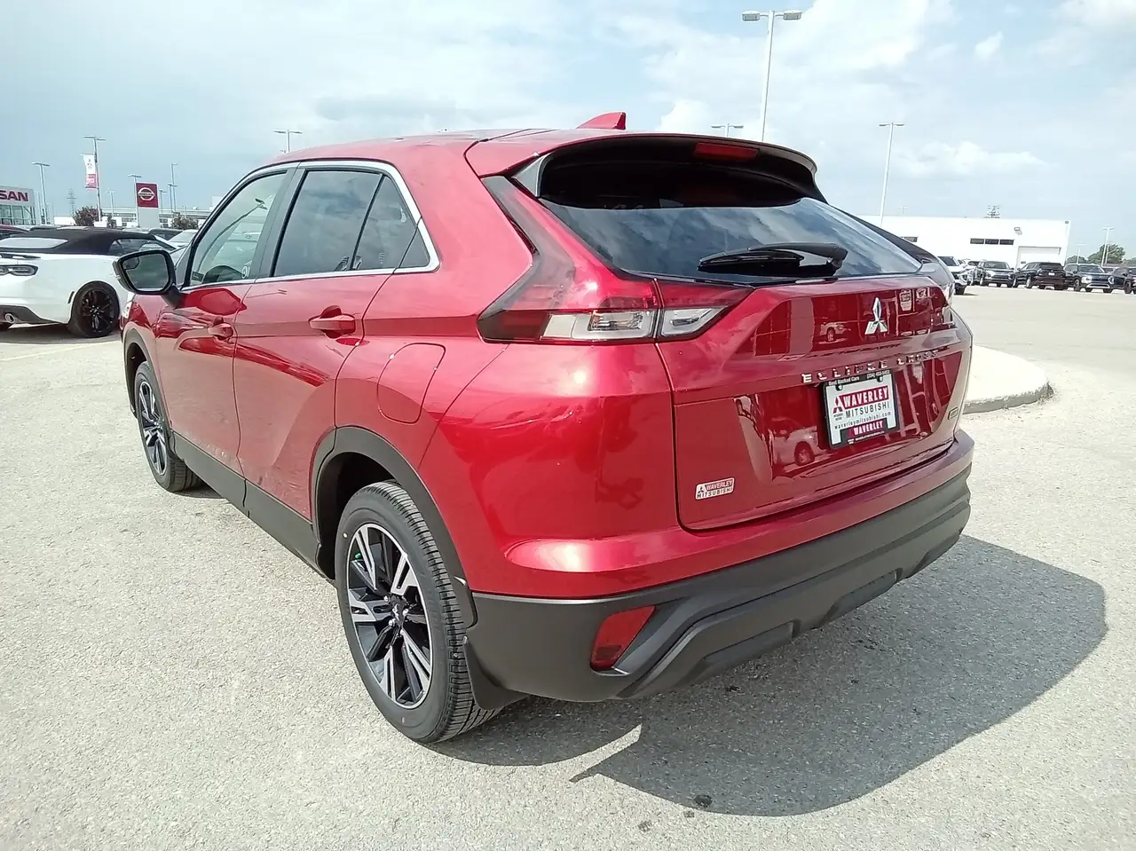 Mitsubishi Eclipse Cross снимка Mitsubishi Eclipse Cross