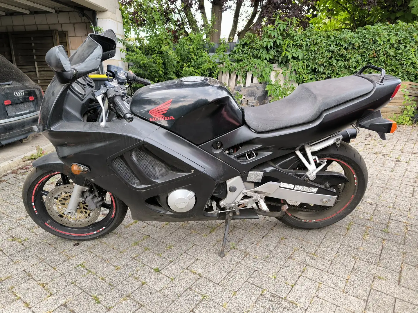 Honda CBR 600 Czarny - 2
