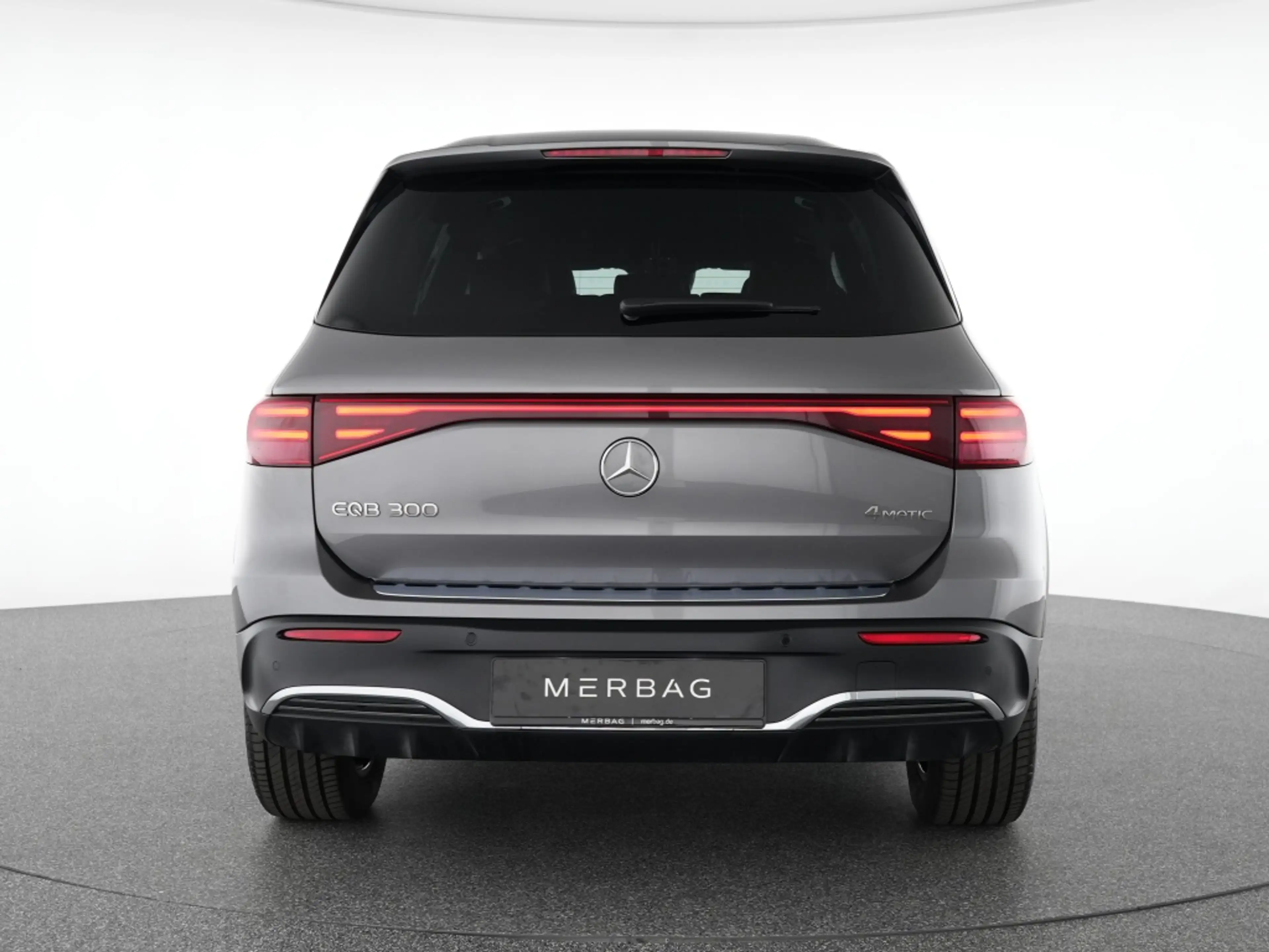 Mercedes-Benz EQB 300 4M AMG 360° HUD Premium Winter Keyless — photo 4