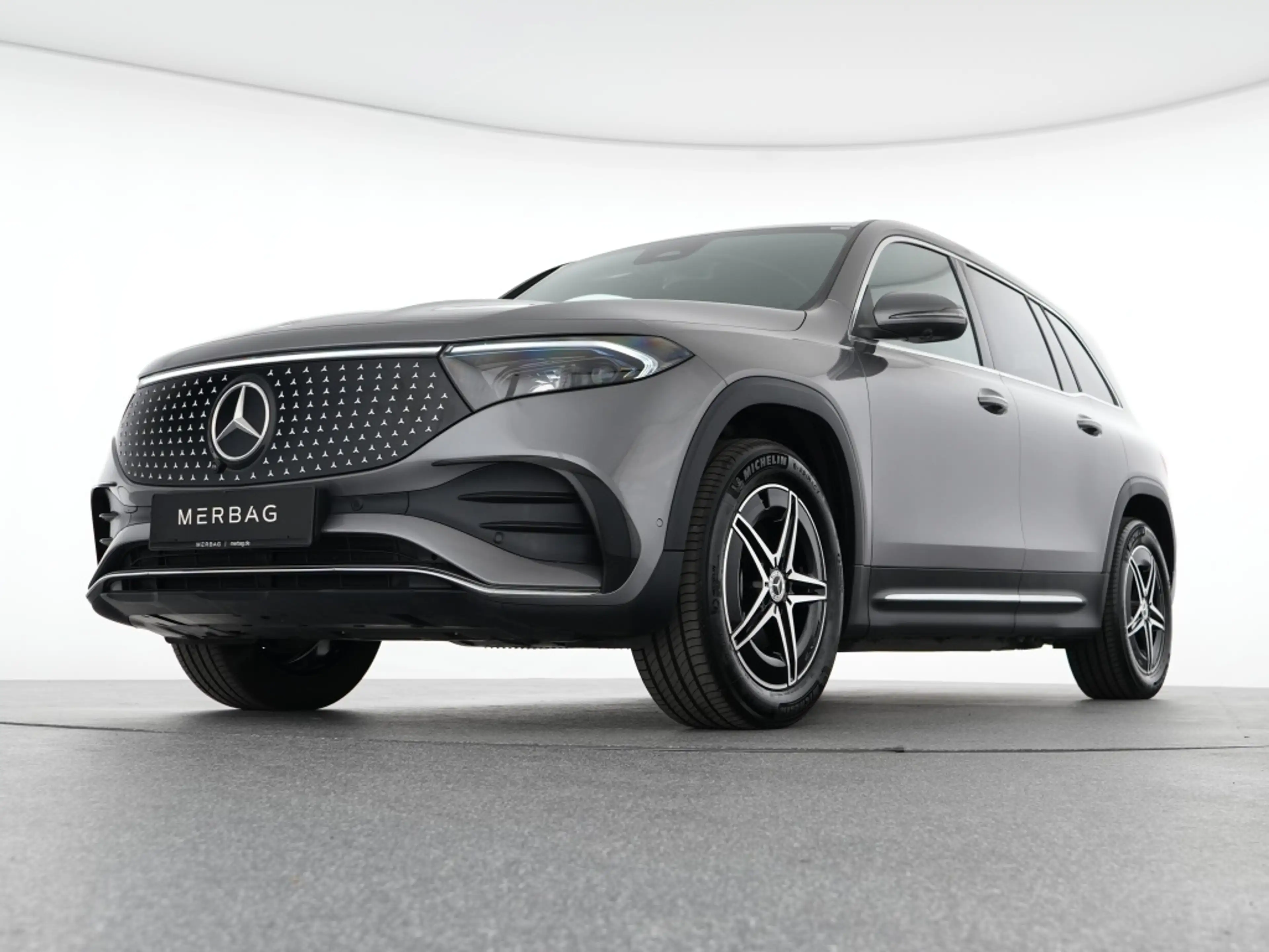 Mercedes-Benz EQB 300 4M AMG 360° HUD Premium Winter Keyless — photo 8