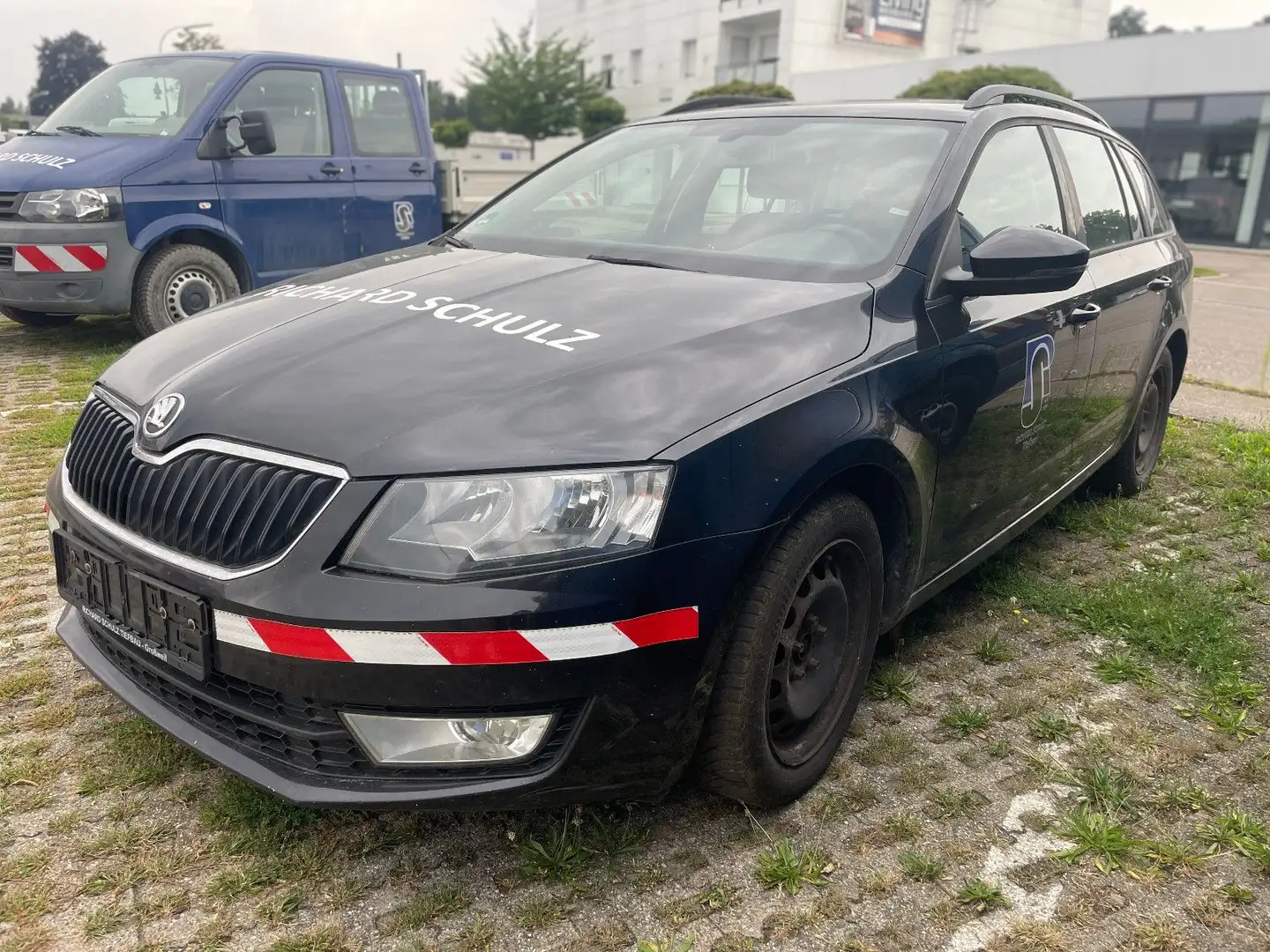 Skoda Octavia OCTAVIA COMBI AMBITION 2.0 TDI DSG Zwart - 1