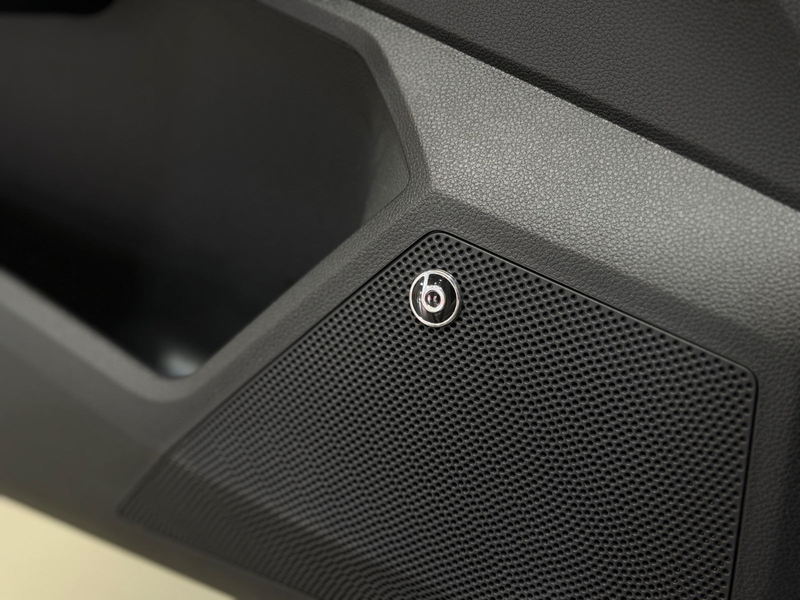 SEAT Ibiza FR Pro Black Edition DSG/18/KAM/LED/BEATS — photo 15