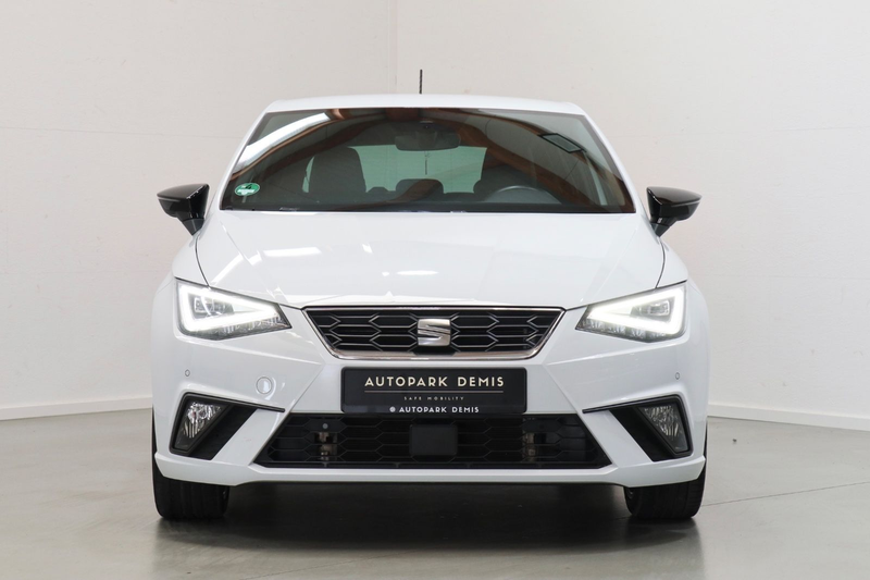 SEAT Ibiza FR Pro Black Edition DSG/18/KAM/LED/BEATS — photo 3