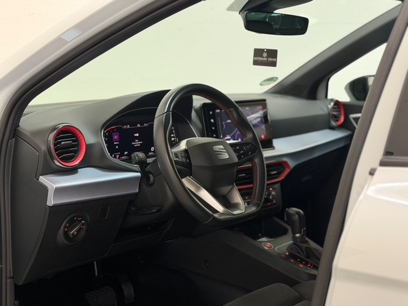SEAT Ibiza FR Pro Black Edition DSG/18/KAM/LED/BEATS — photo 10