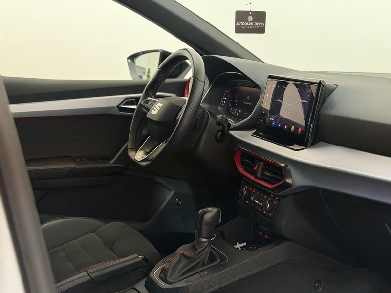 SEAT Ibiza FR Pro Black Edition DSG/18/KAM/LED/BEATS — photo 14