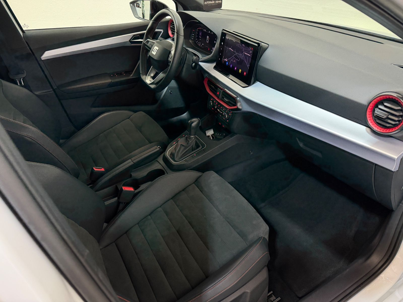 SEAT Ibiza FR Pro Black Edition DSG/18/KAM/LED/BEATS — photo 13
