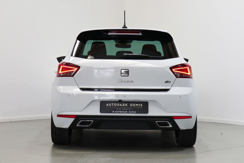 SEAT Ibiza FR Pro Black Edition DSG/18/KAM/LED/BEATS — photo 6