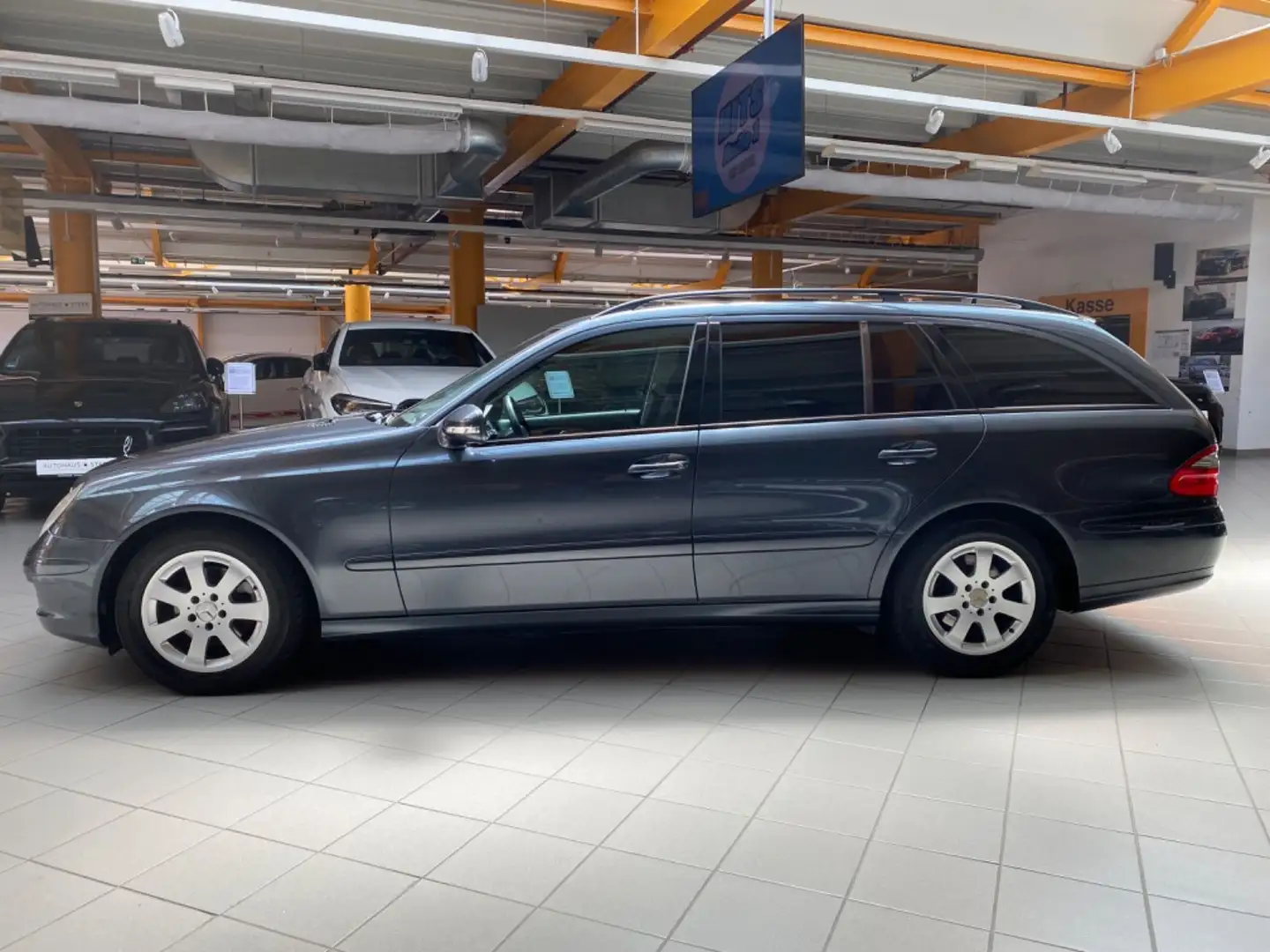 Mercedes-Benz E 200 CDI Kombi|SHZ|PDC|Klima|Bluetooth|Isofix Gri - 2