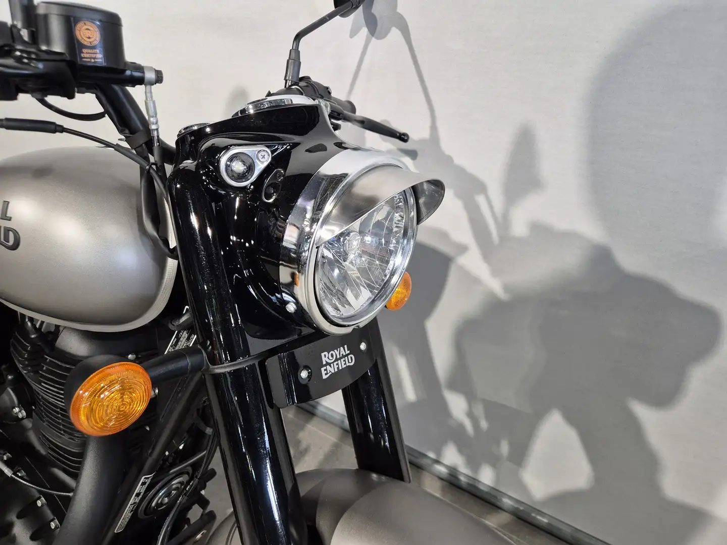 Royal Enfield Classic 350 Grijs - 2