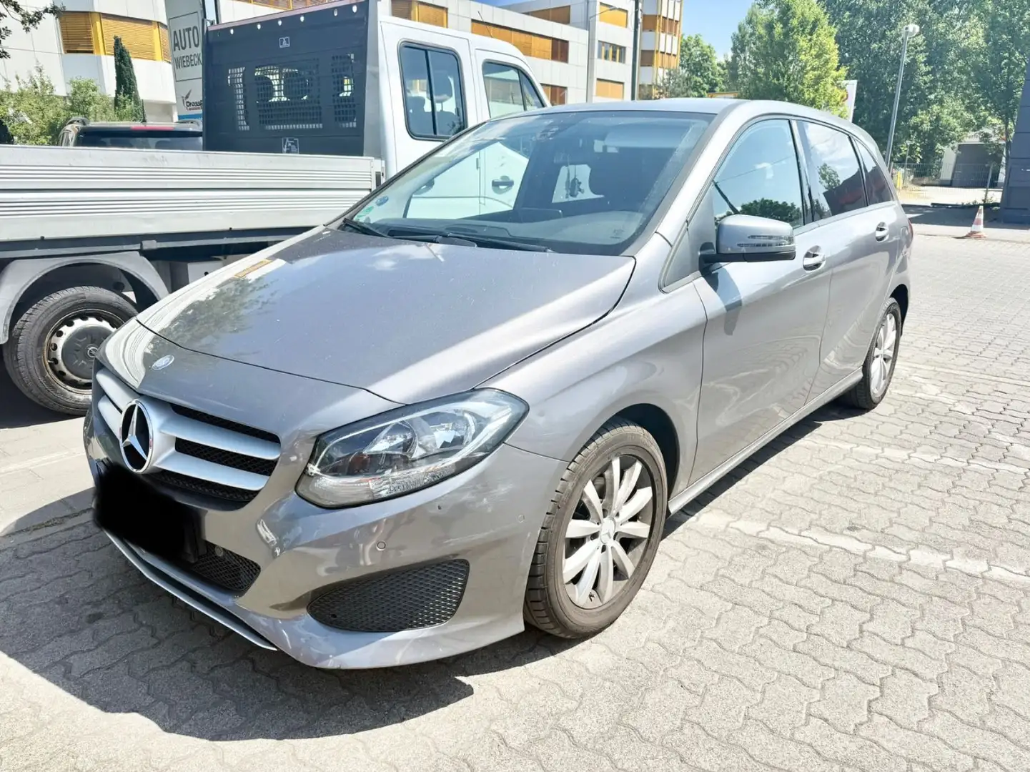Mercedes-Benz B 180 CDI,Klima,Navi,Sitzheizung,PDC Grau - 1