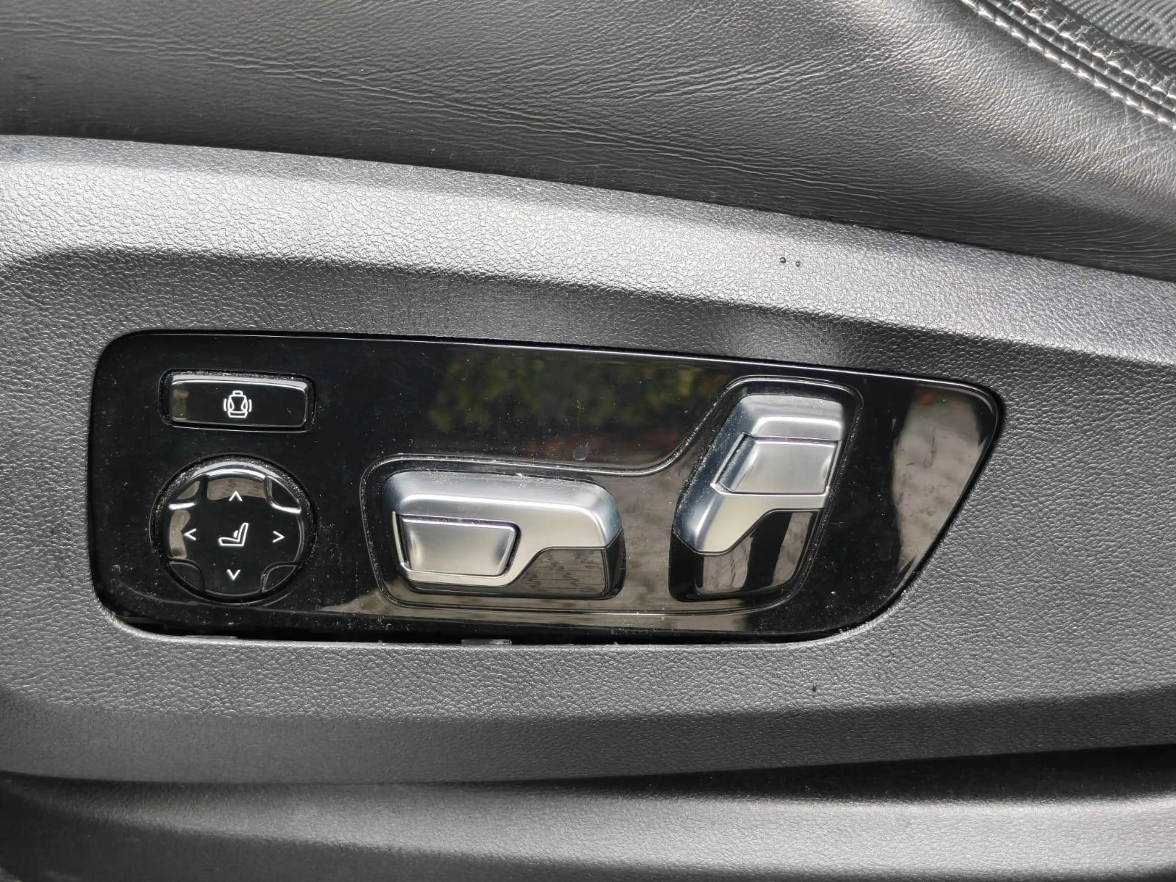 BMW X5 xDrive45e M-competition/FULL/Pano/22"/Laser/Keyless/Bowers/DodeHoek/Warm+Koud Leder — photo 16
