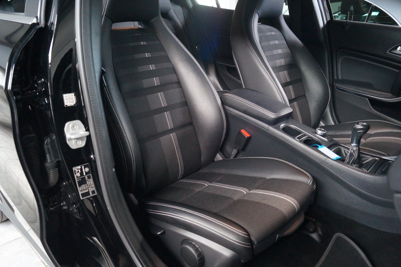 Mercedes-Benz GLA 180 CDI / d*T.LEDER*NAVI*PDC*SH* — photo 15