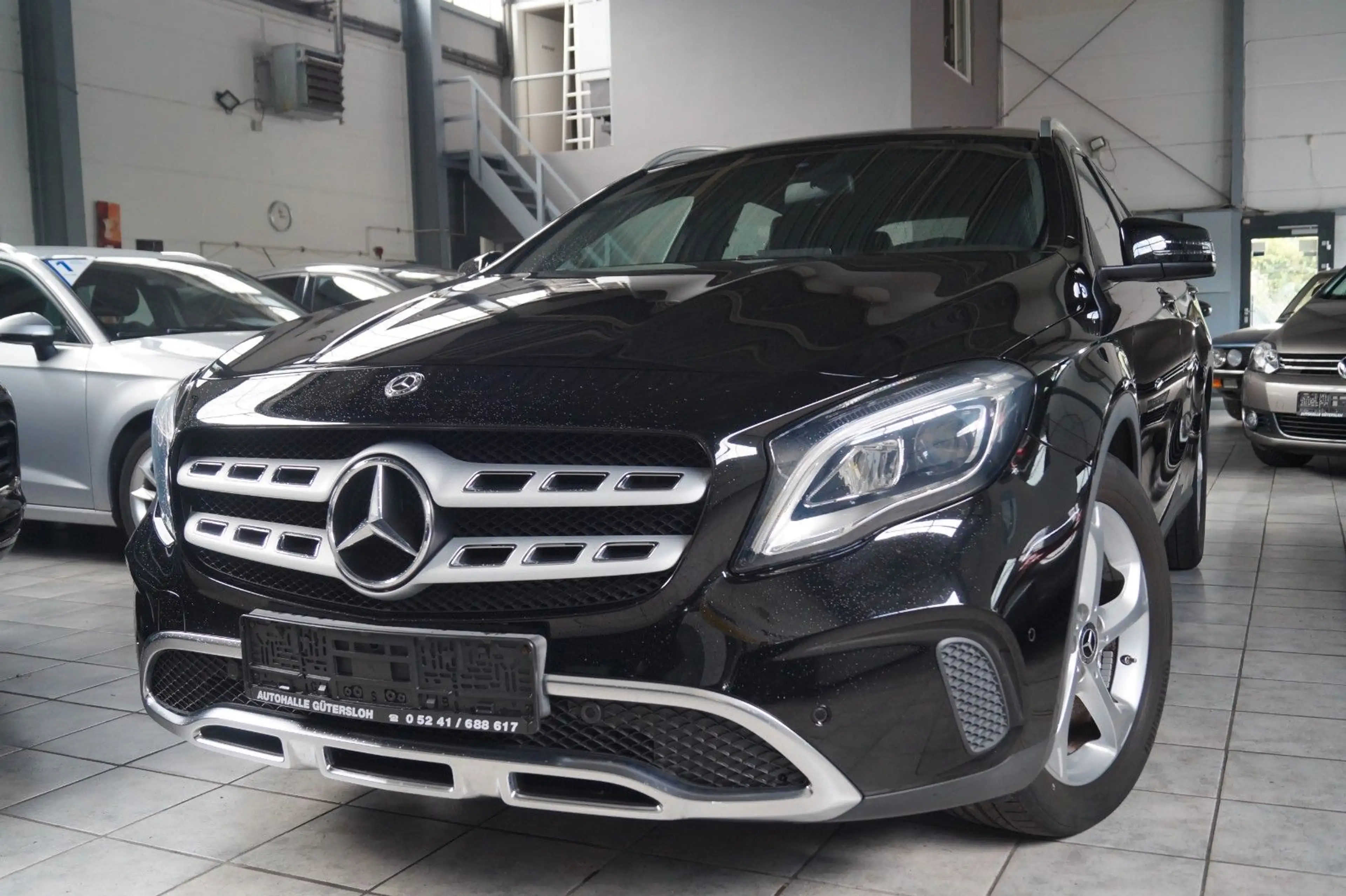 Mercedes-Benz GLA 180 CDI / d*T.LEDER*NAVI*PDC*SH*