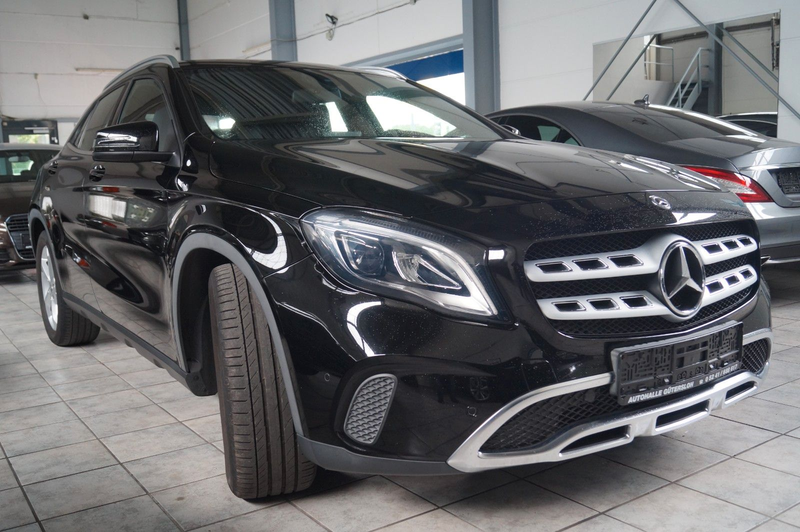 Mercedes-Benz GLA 180 CDI / d*T.LEDER*NAVI*PDC*SH* — photo 3