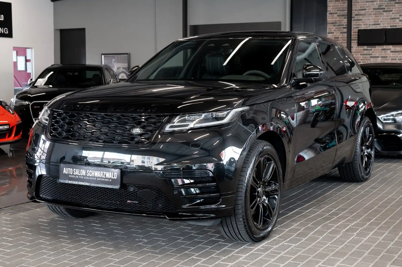 Land Rover Range Rover Velar ALLRAD |R-DYNAMIC|BLACK|PANO Negro - 2
