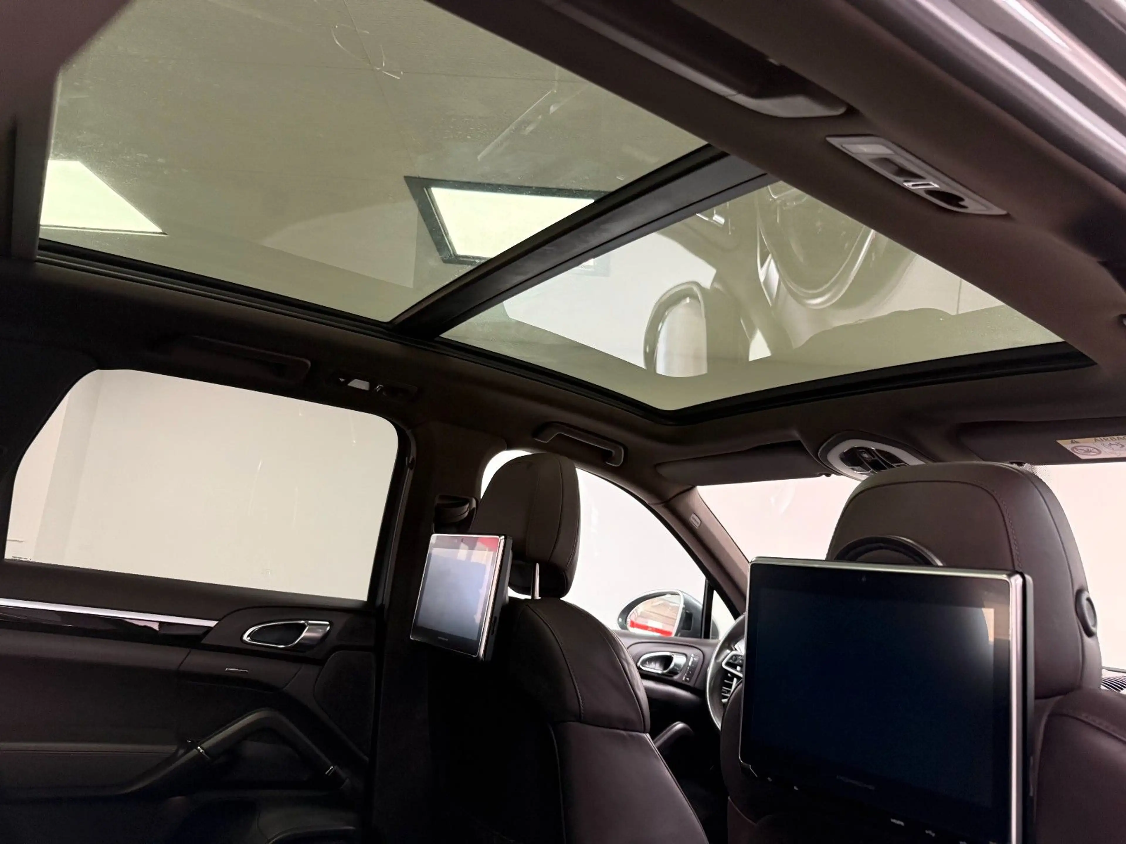 Porsche Cayenne S Diesel — photo 15