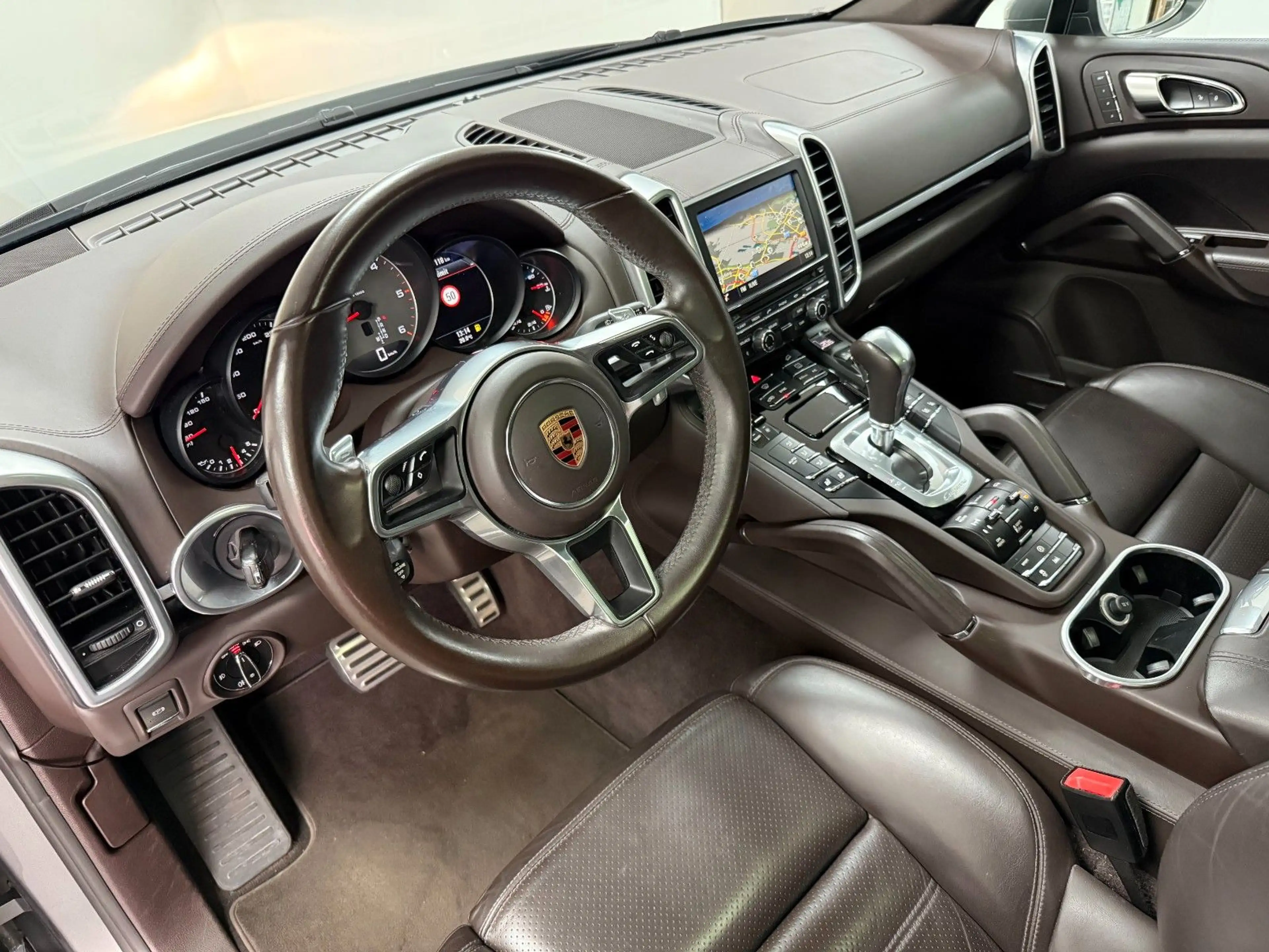 Porsche Cayenne S Diesel — photo 7