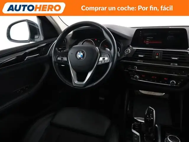 BMW X4 view 14