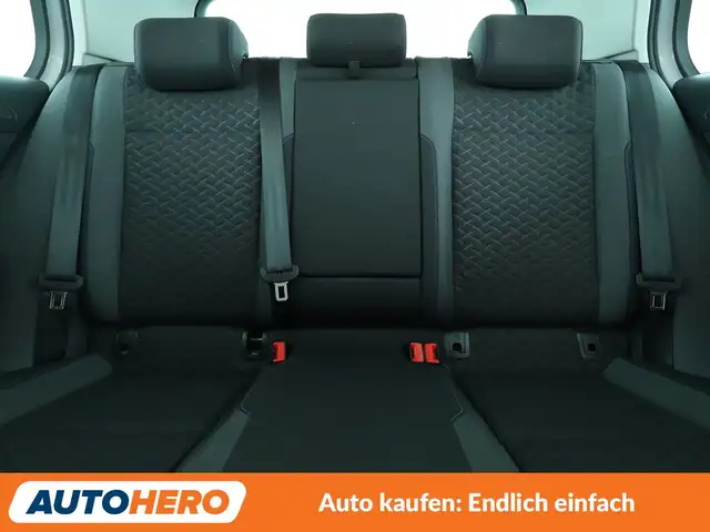 Volkswagen Golf view 15