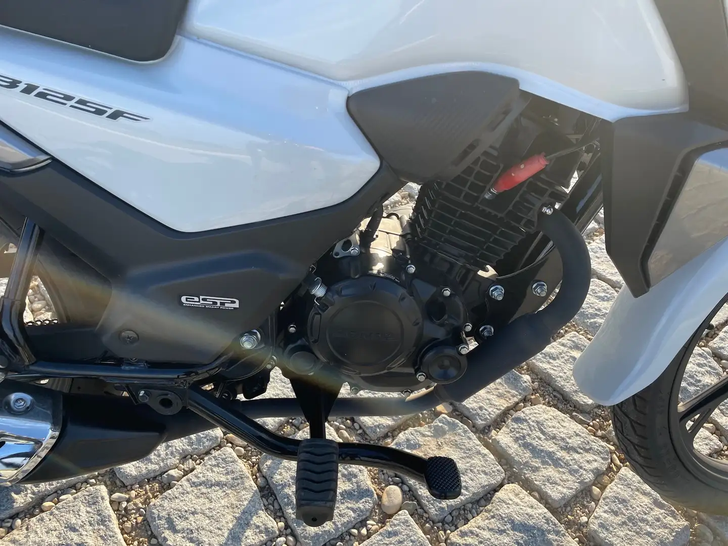 Honda CBF 125 S Blanc - 2