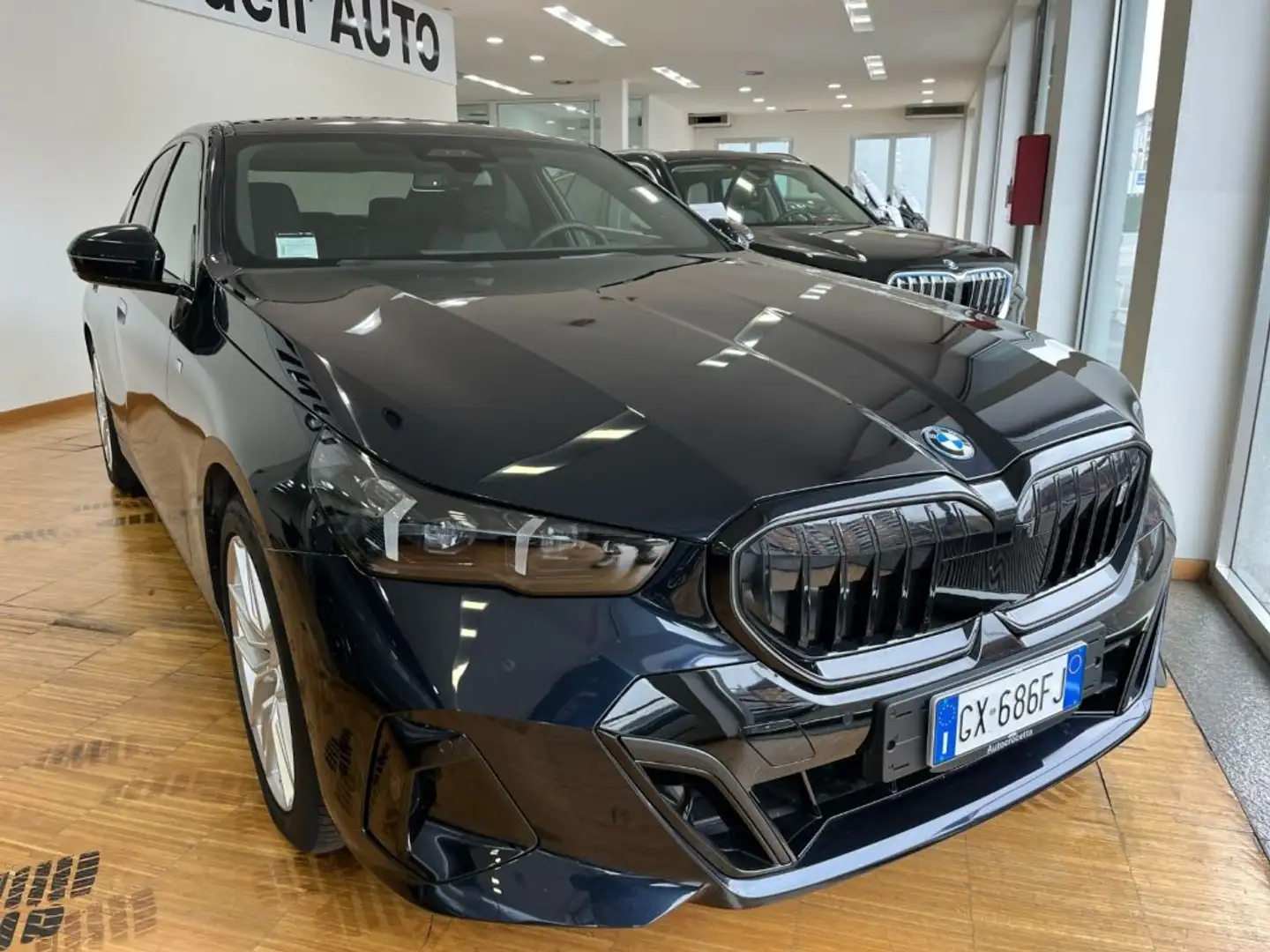 BMW i5 eDrive 40 Msport Edition Azul - 1