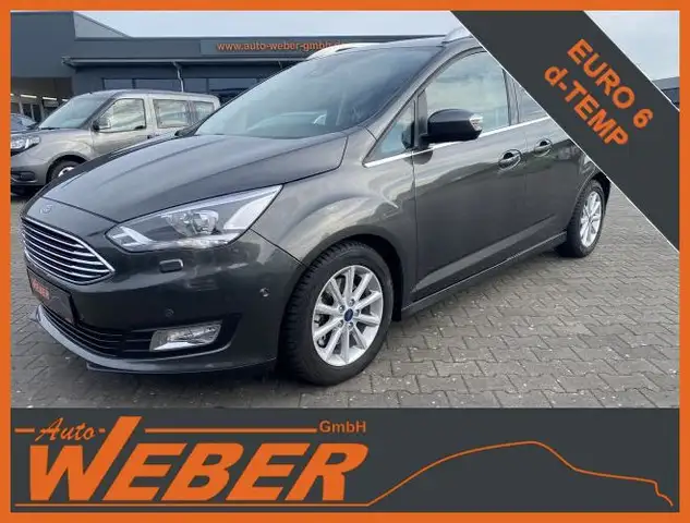 Ford Grand C-Max Grand C-MAX Titanium 1.5 Automatik Nav Kamera