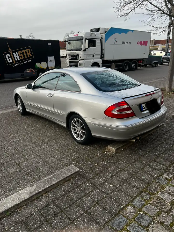 Mercedes-Benz CLK 240