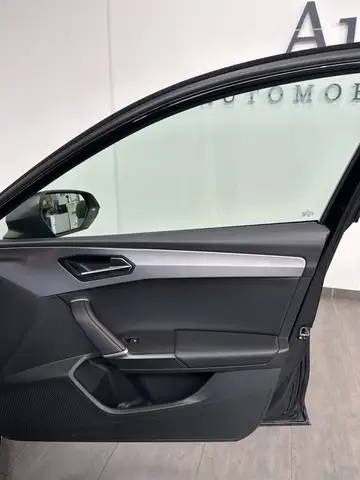 Seat Leon Leon view 8