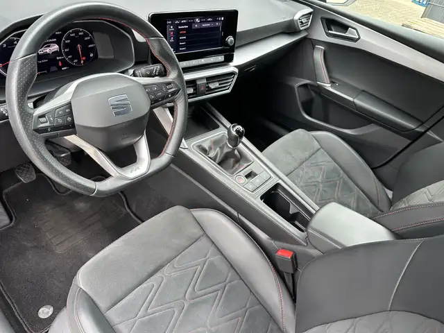 Seat Leon Leon view 9